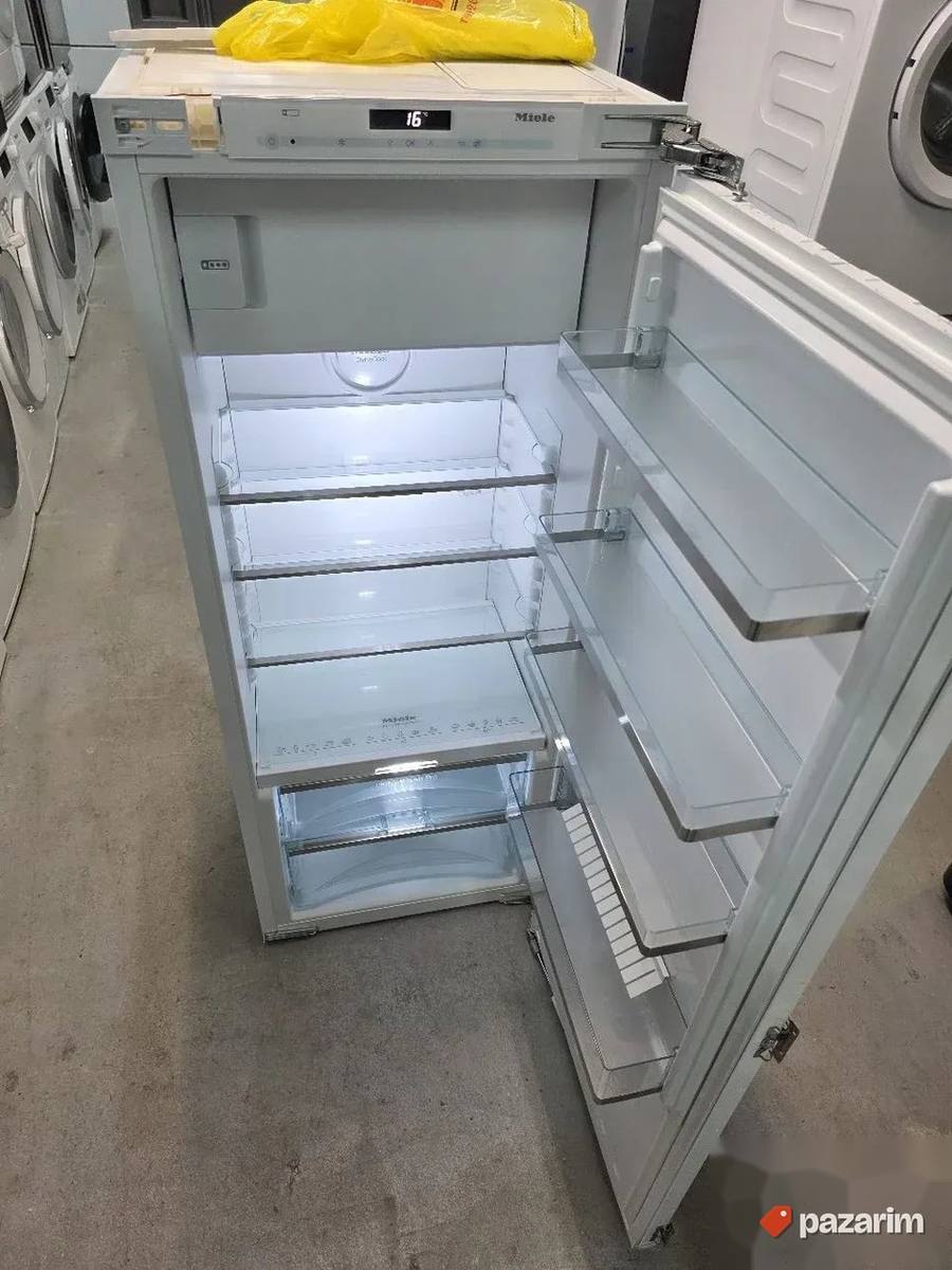 Miele K 35683 iDF ugradni frizider iz uvoza 140cm 2