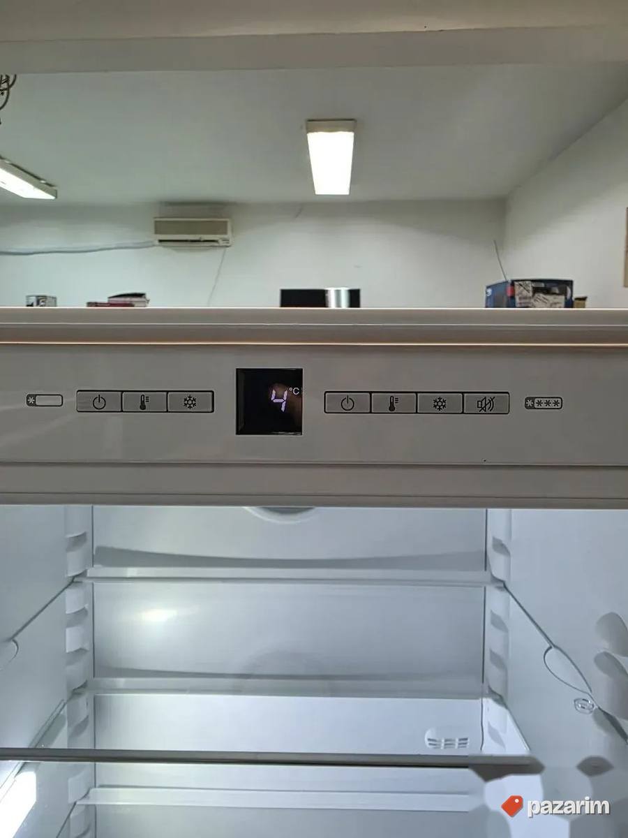 Miele KF 37272 iD ugradni kombinovani frizider iz uvoza 4