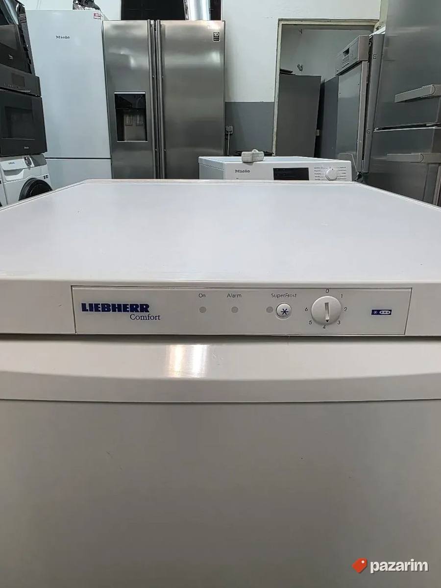 Liebherr mali zamrzivac 101L iz uvoza 7