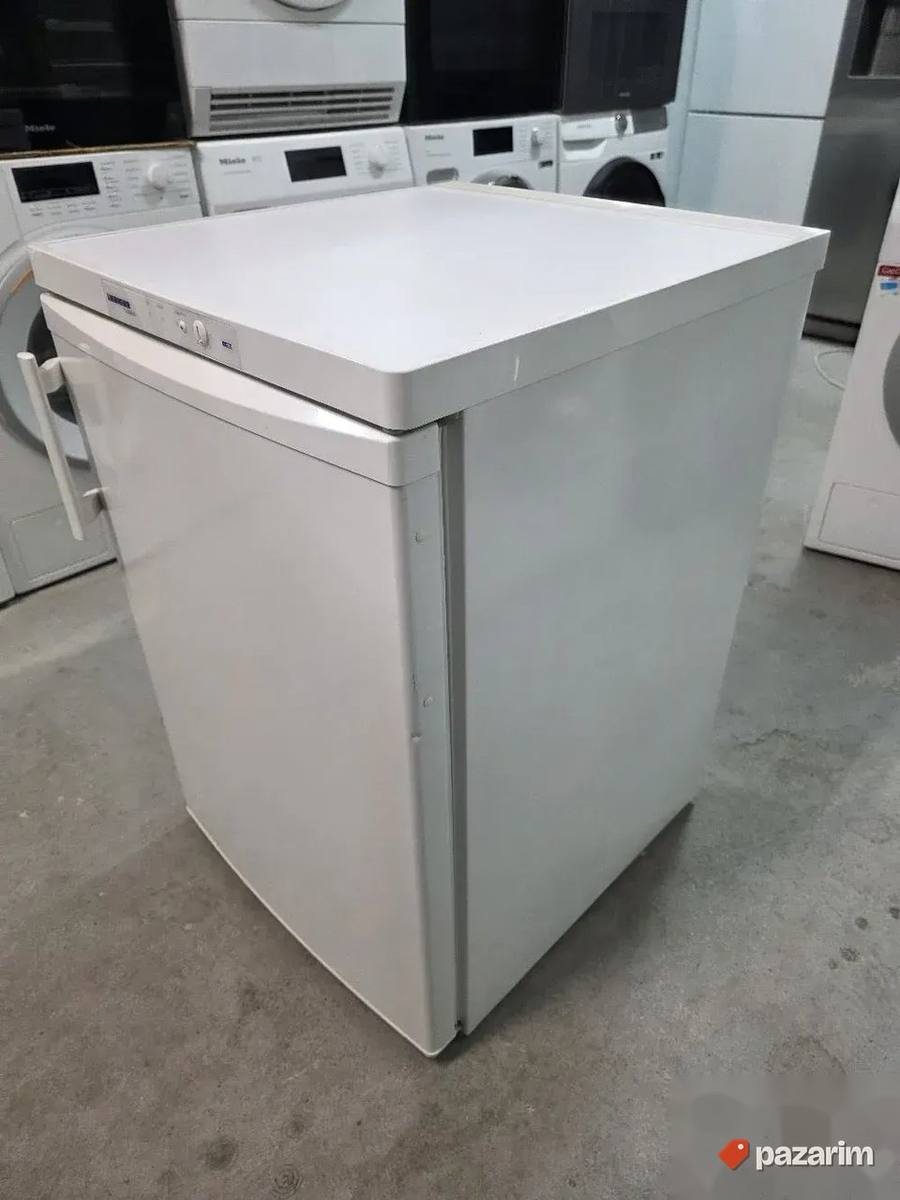 Liebherr mali zamrzivac 101L iz uvoza 8