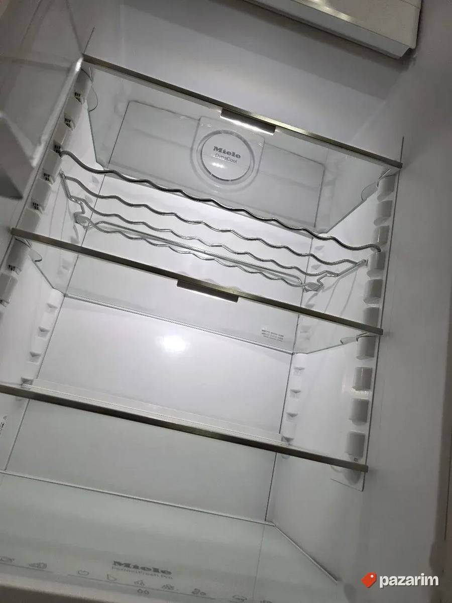 Miele K 37682 iDF premium ugradni frizider iz uvoza 2
