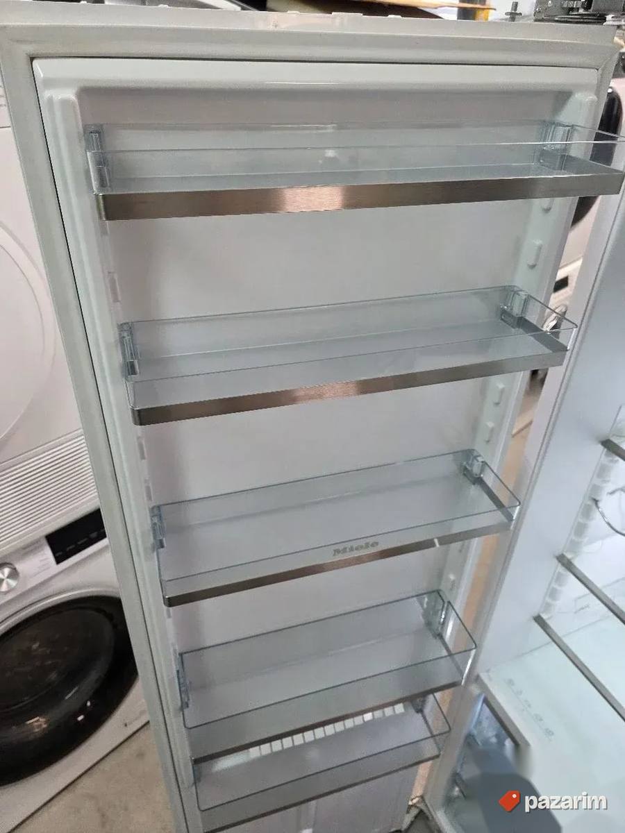 Miele K 37682 iDF premium ugradni frizider iz uvoza 8