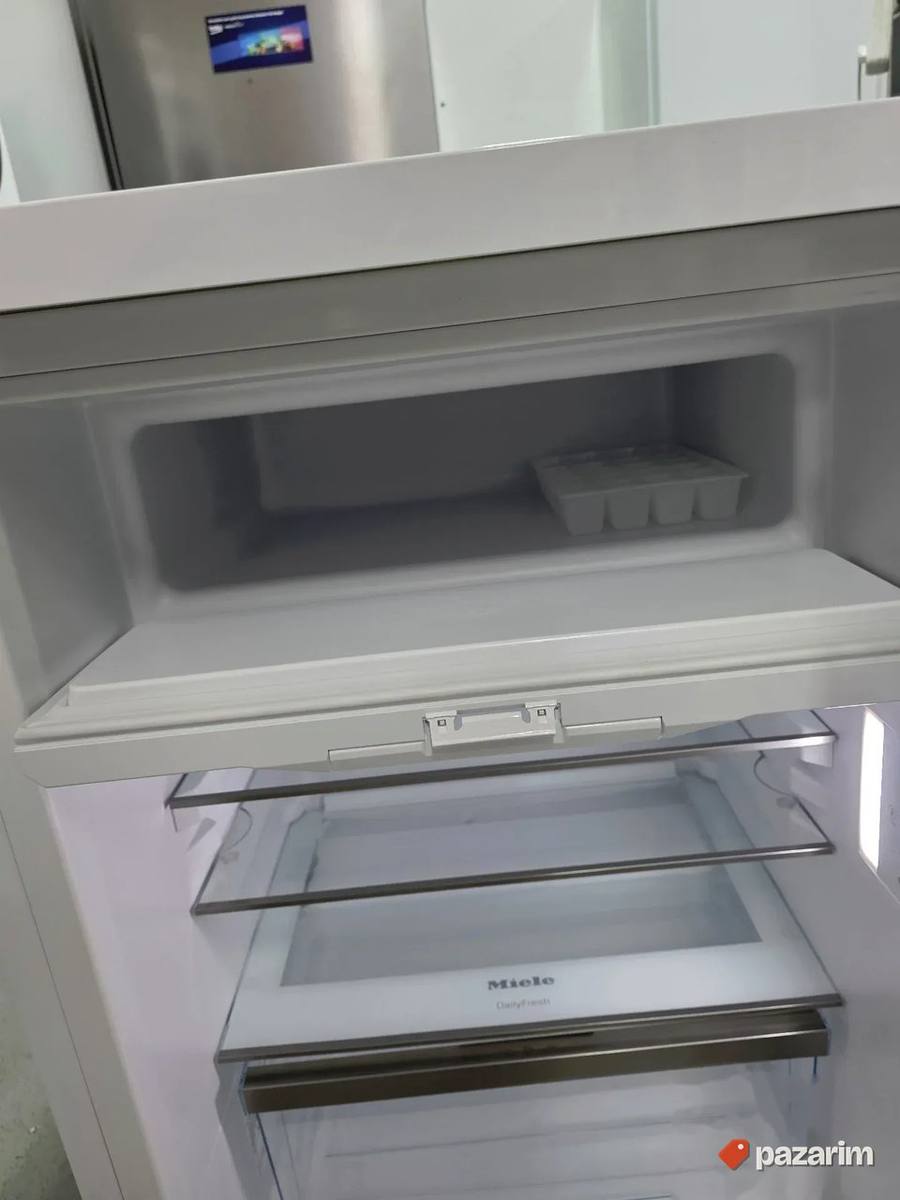 Miele K 4002 D WS samostojeći frižider sa malim zamrzivačem 3
