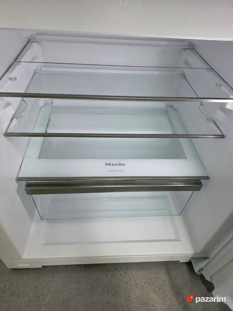 Miele K 4002 D WS samostojeći frižider sa malim zamrzivačem 5