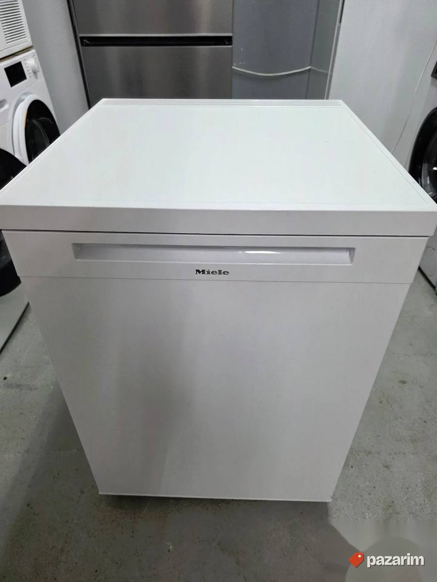 Miele K 4002 D WS samostojeći frižider sa malim zamrzivačem 7