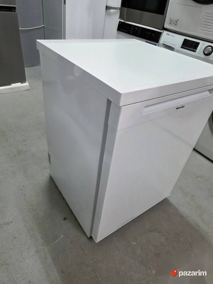 Miele K 4002 D WS samostojeći frižider sa malim zamrzivačem 8