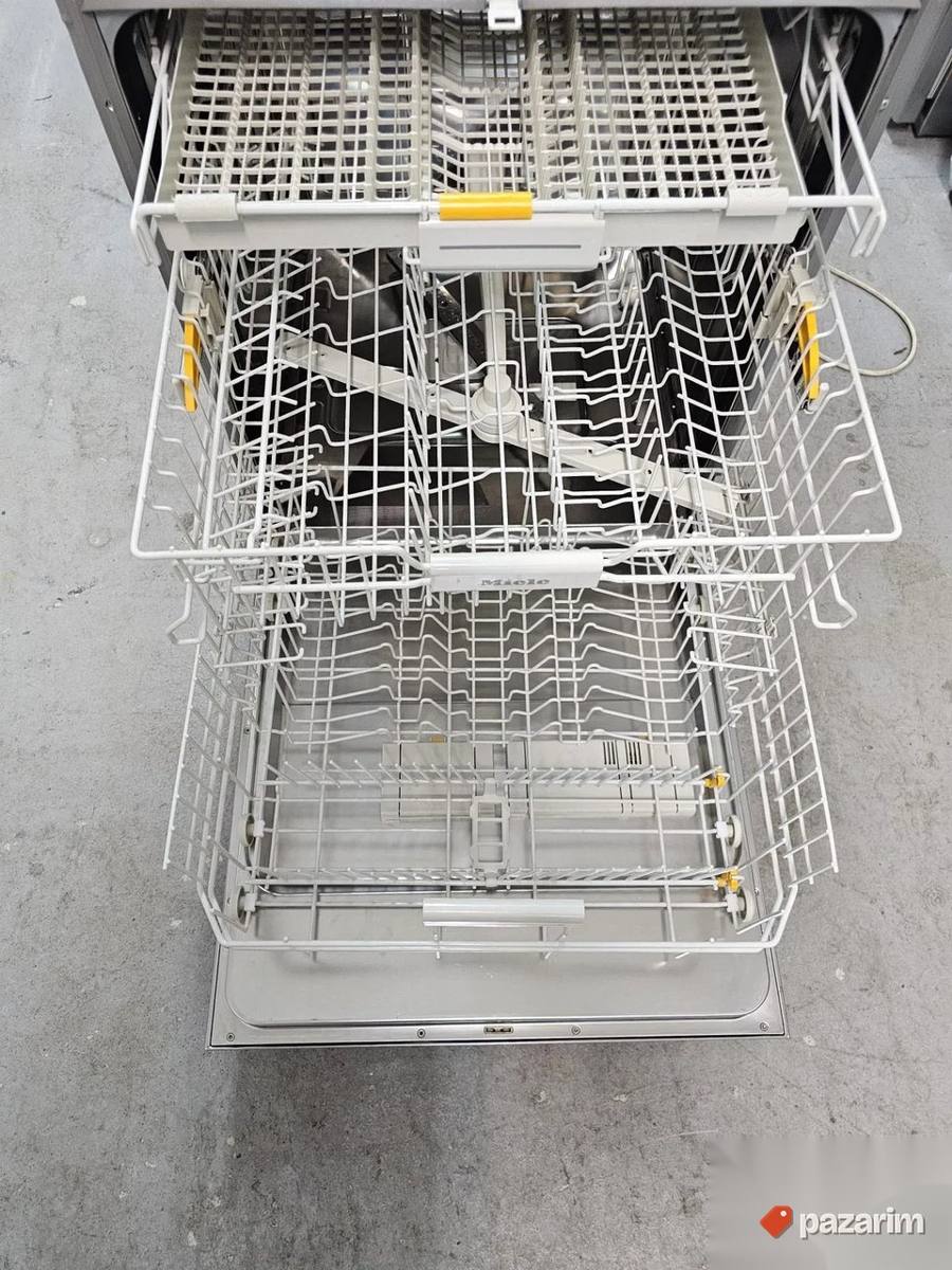 Miele inox ugradna - podpultna mašina za sudove 7