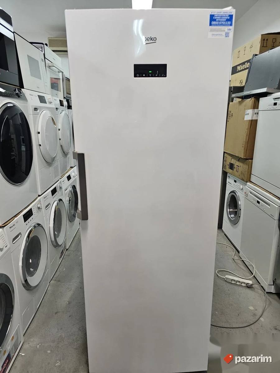 Beko potpuno NOV zamrzivač 420 L 3