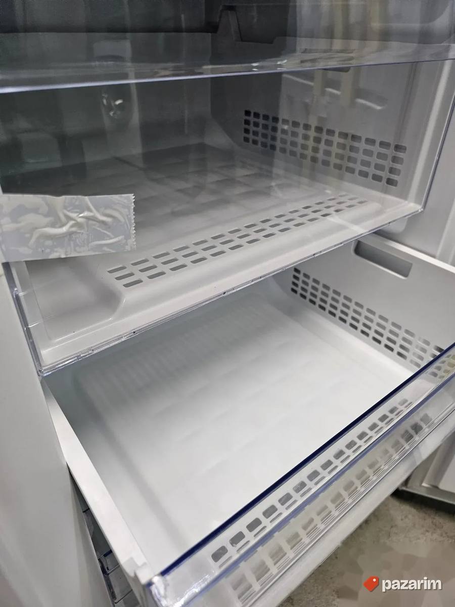 Beko potpuno NOV zamrzivač 420 L 7