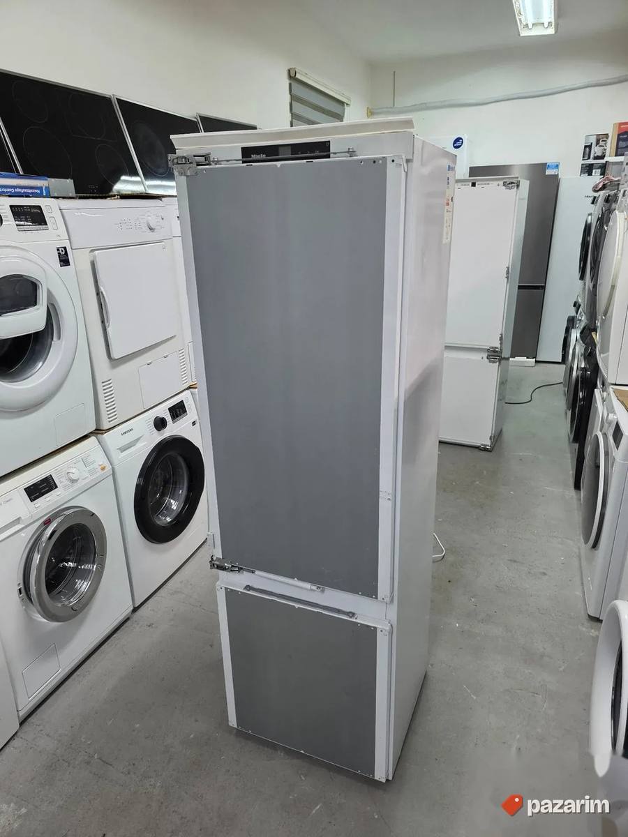 Miele K 7741 F ugradni frižider NOV 2