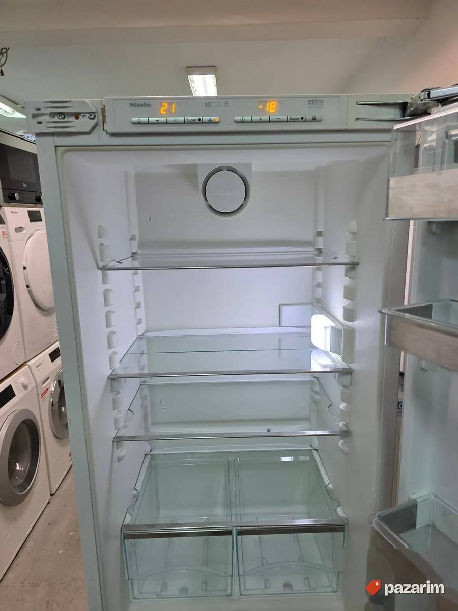 Miele KFN 9753 iD ugradni kombinovani frižider 3