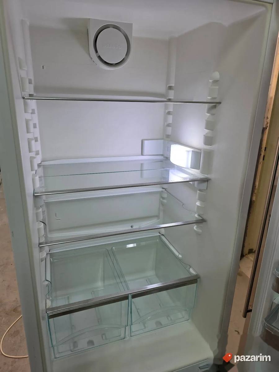 Miele KFN 9753 iD ugradni kombinovani frižider 4