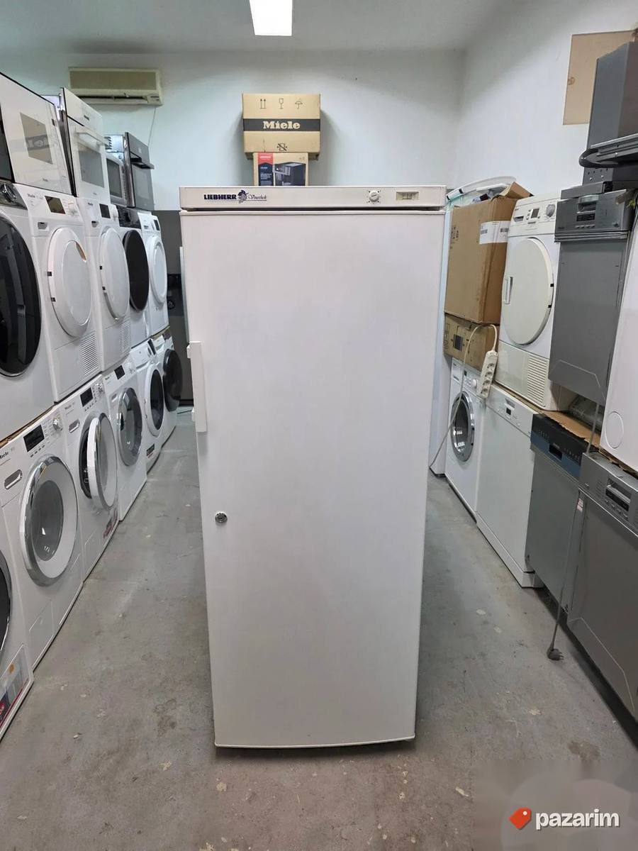 Liebherr Vinothek rashladna vitrina 2