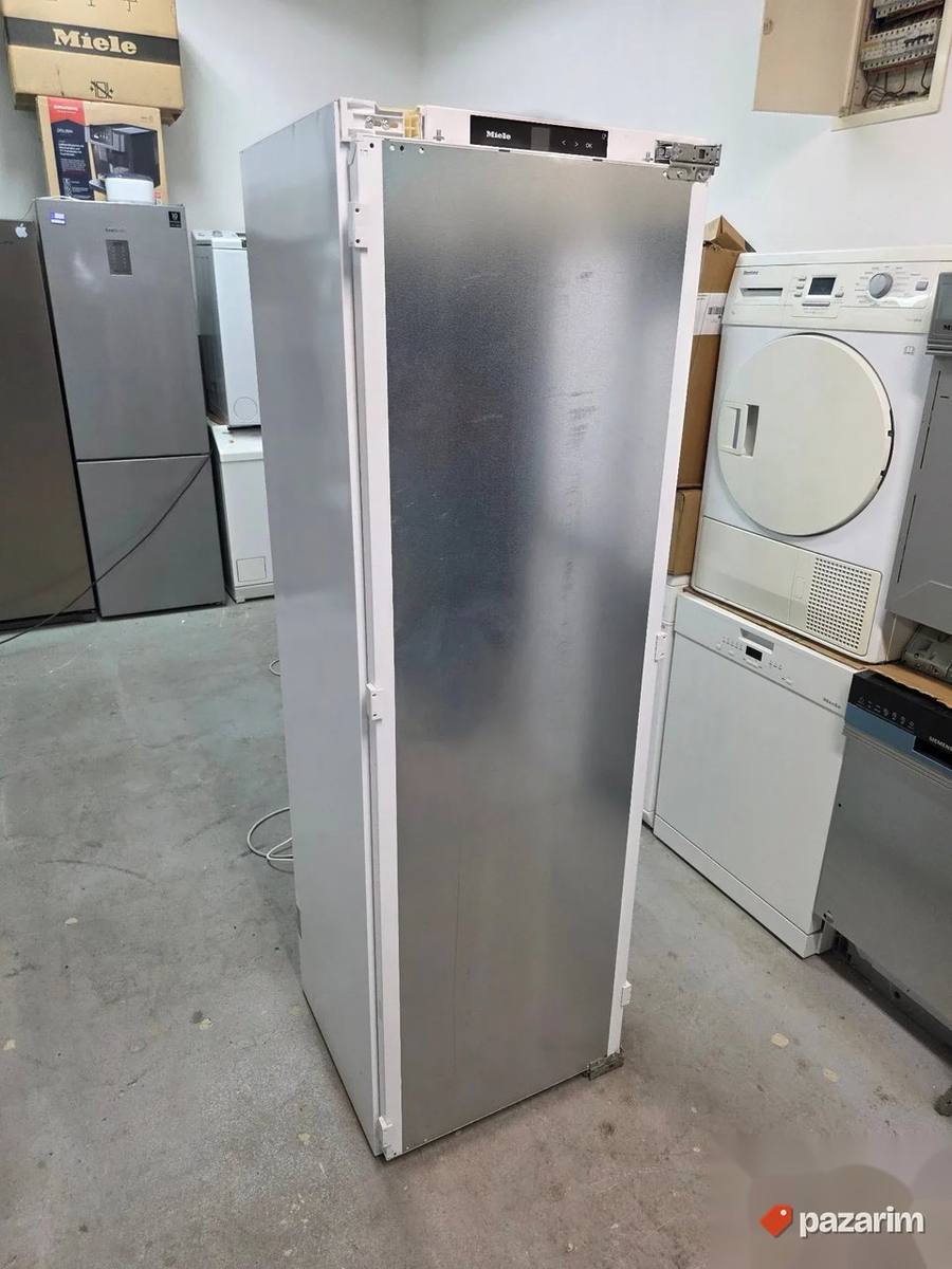 Miele K 7734 F ugradni frižider sa komorom 2