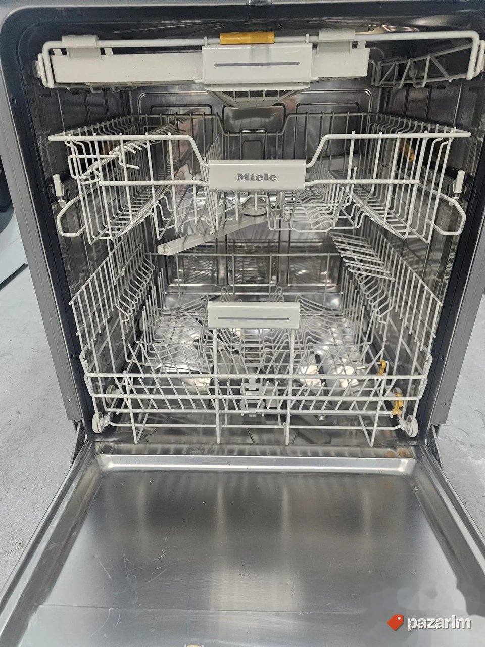 Miele G 6310 SCi poluugradna mašina za pranje sudova 1