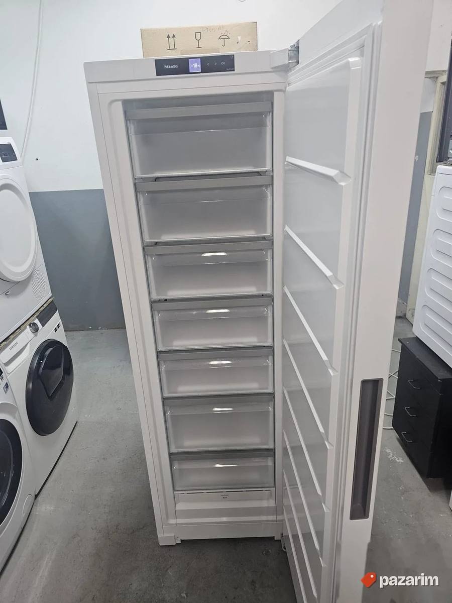 Miele zamrzivač 320L NOV izložbeni model 3