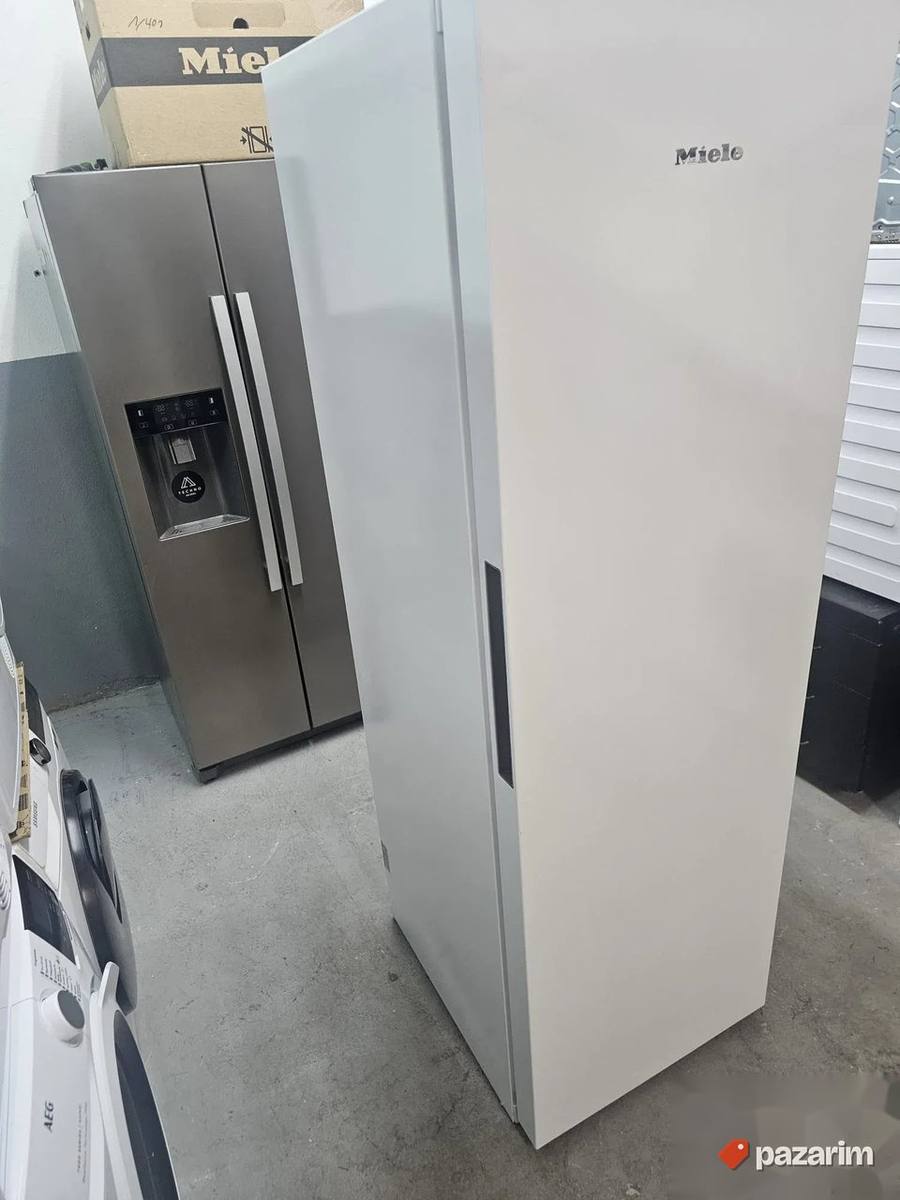 Miele zamrzivač 320L NOV izložbeni model 4