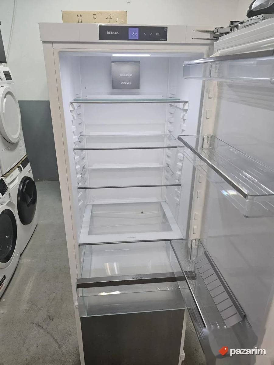Miele KFN 7734 E NOV ugradni kombinovani frižider 2