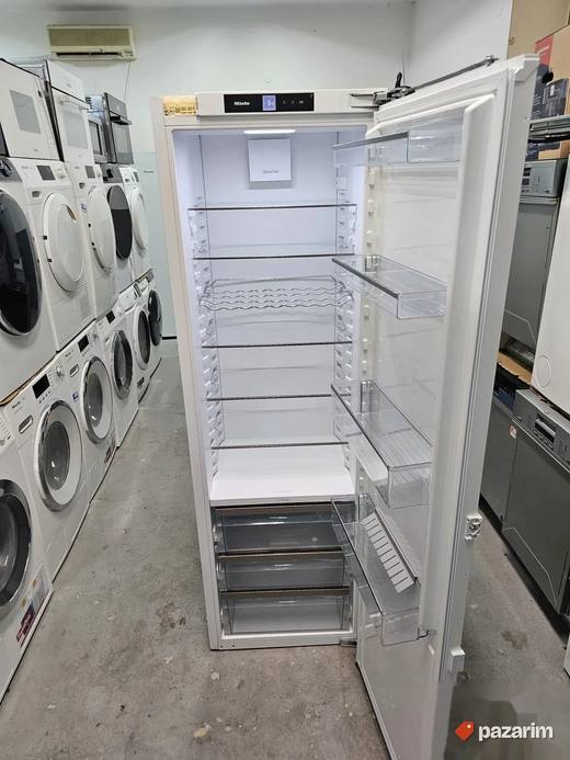 Miele K 7743 E ugradni frižider bez zamrzivača, potpuno NOV