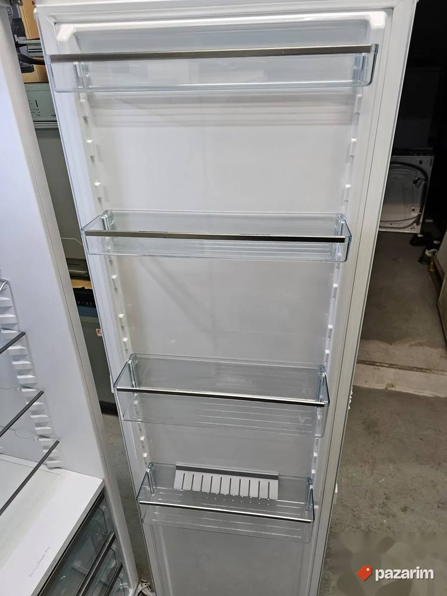 Miele K 7743 E ugradni frižider bez zamrzivača, potpuno NOV 2