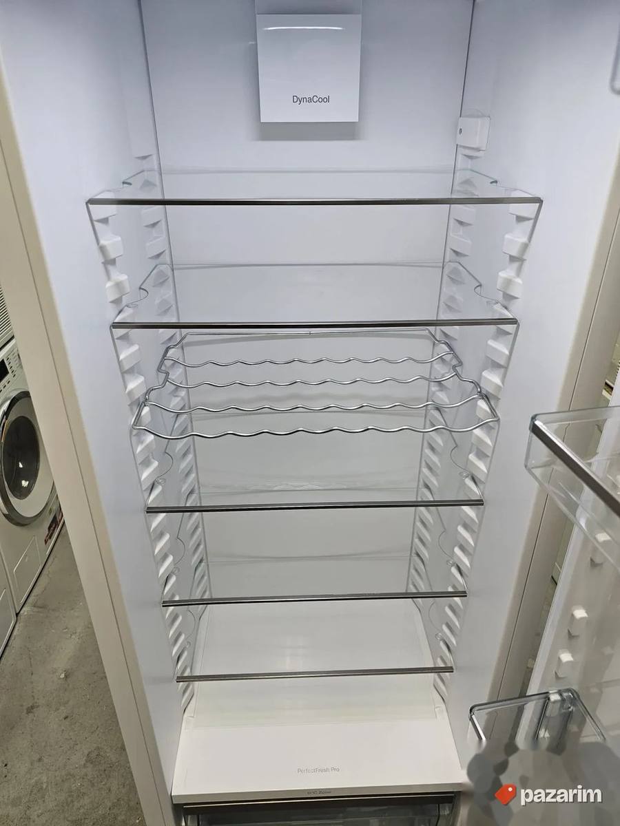 Miele K 7743 E ugradni frižider bez zamrzivača, potpuno NOV 3