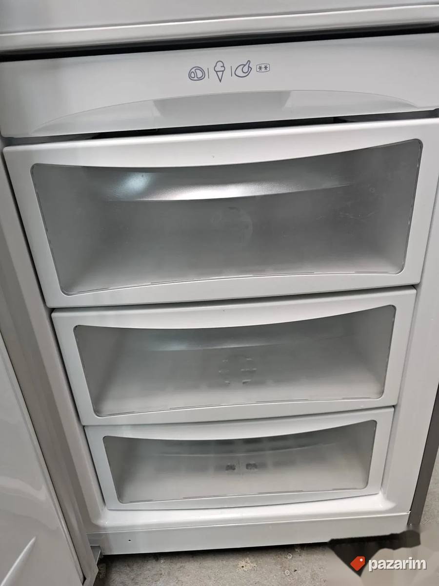 LG kombinovani frižider iz uvoza 8