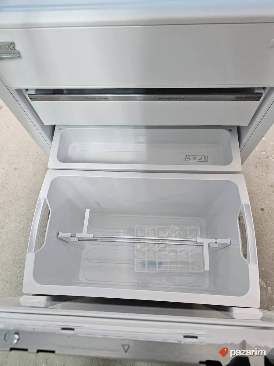 Miele K 7731 F potpuno NOV ugradni frižider 7