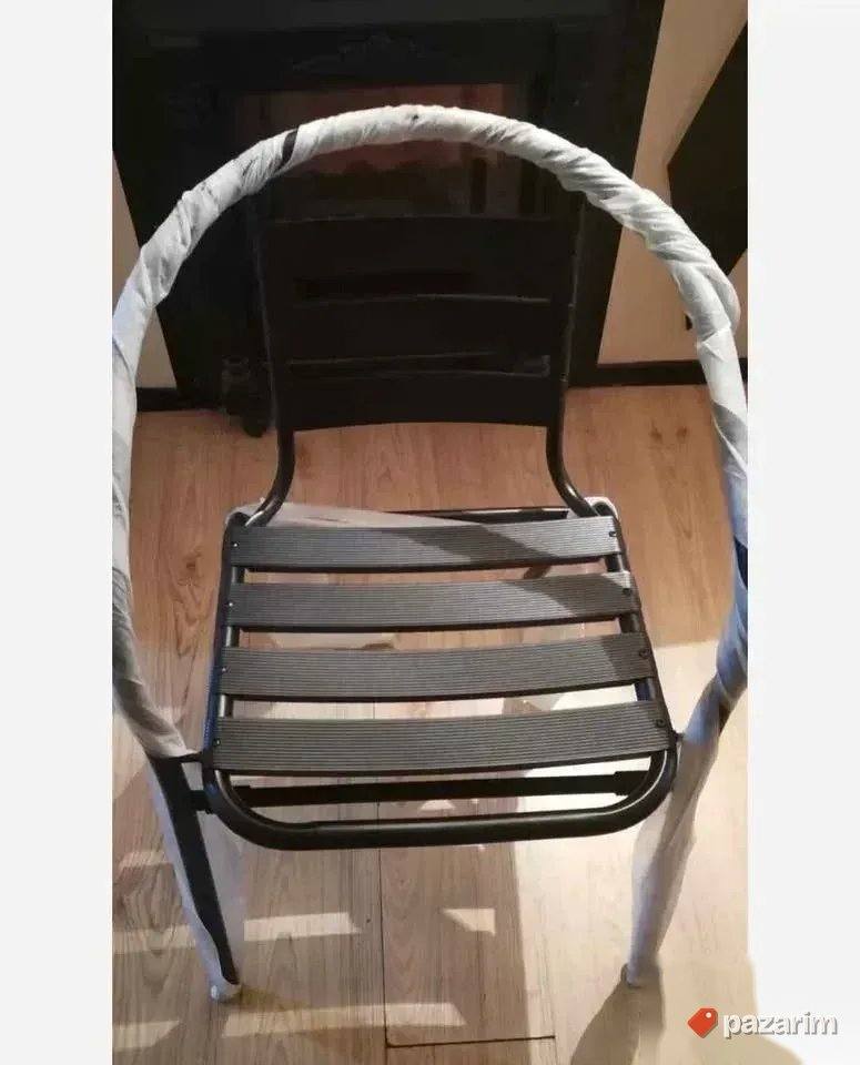 Bastenski Set 2 Aluminijumske Stolice i Sto Sa Kaljenim Stak 1