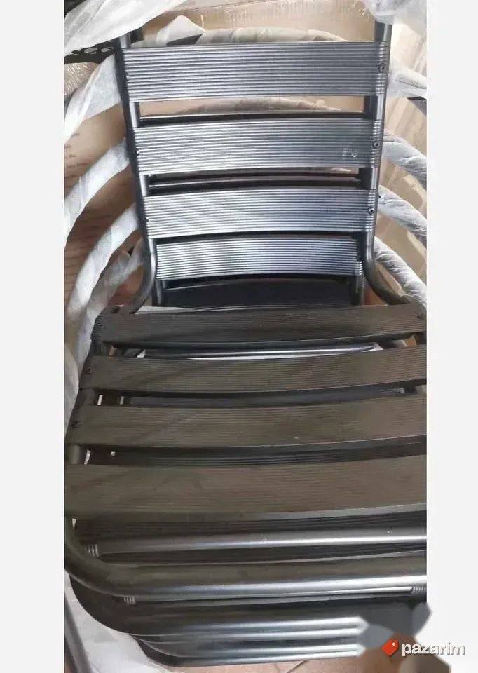 Bastenski Set 2 Aluminijumske Stolice i Sto Sa Kaljenim Stak 6