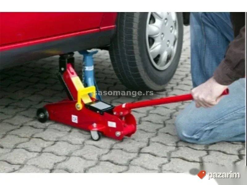 Auto-Moto Oprema Presvlake-Cerade-Sape-Dizalica-Pumpa 12v-Pu 1