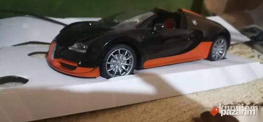 Ogroman Automobil na Daljinski Bugatti 27x13cm Novo