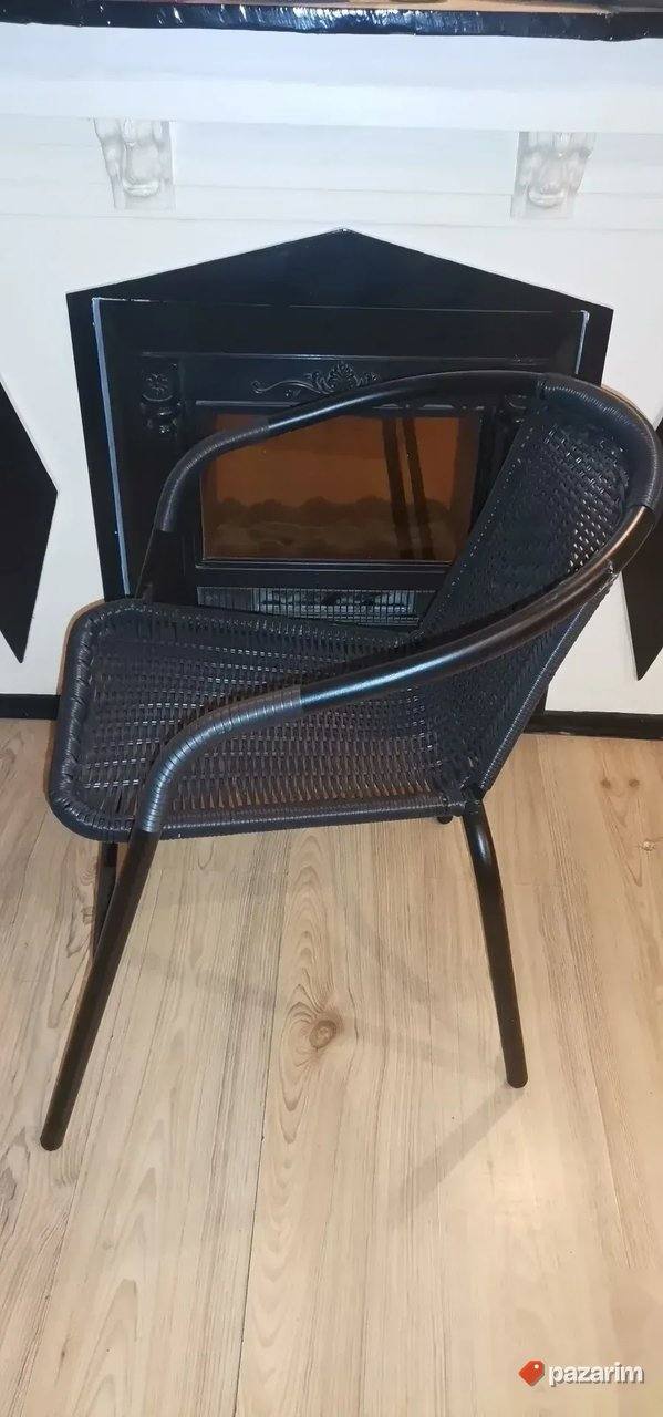 Bastenske i Trpezarijske Stolice Vise Modela Novo 8