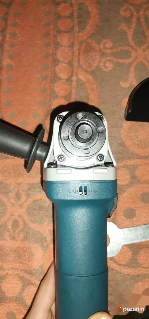 Ugaona Brusilica Bosch 1280 i 2300w Sve Vrste Alata Novo 4
