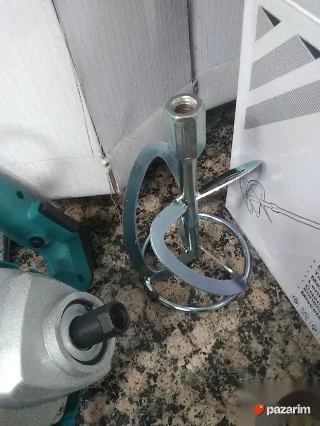 Novo Mesac Za Lepak 1300,2400 i 2650w Mikser Novo 7