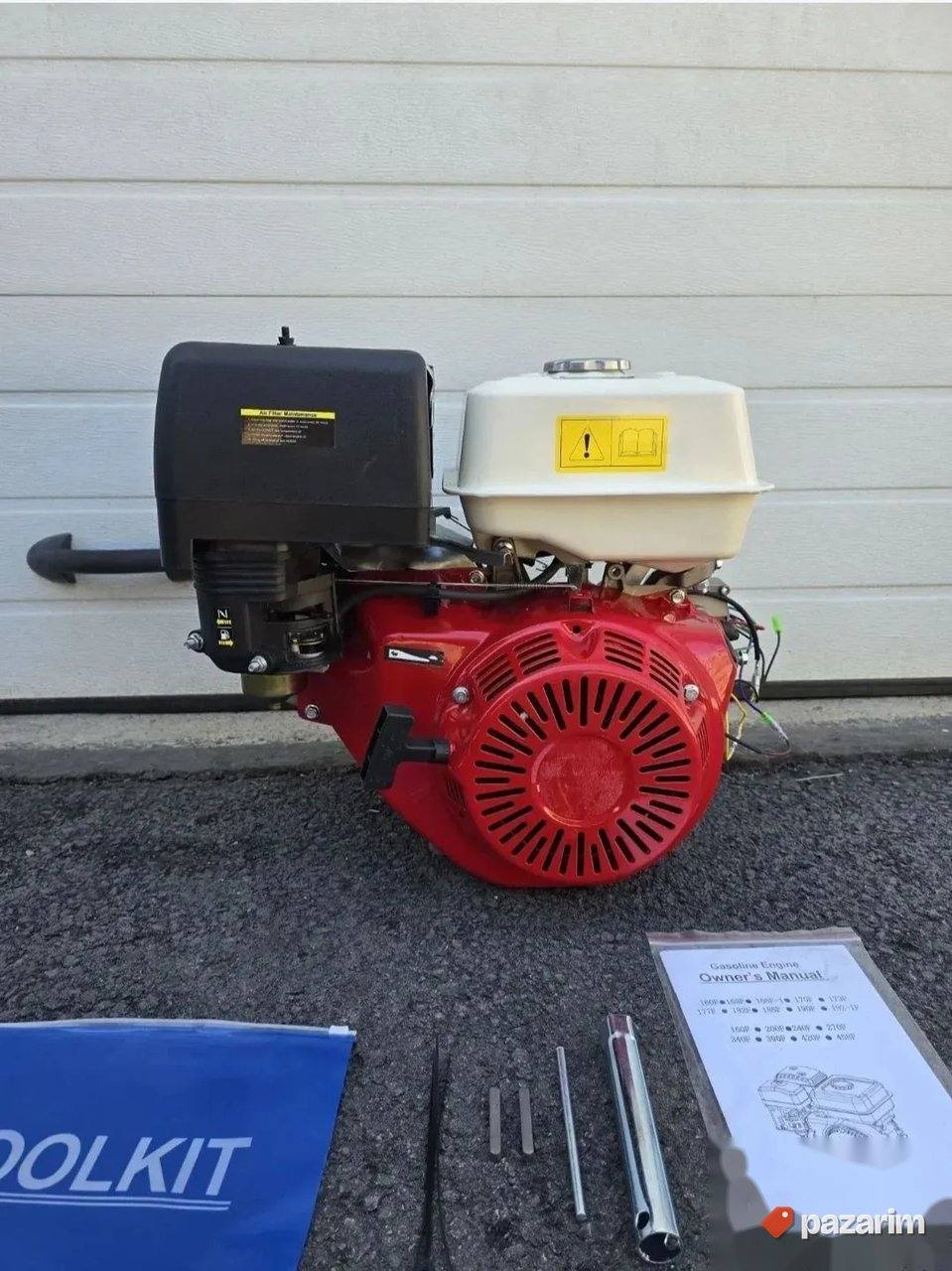 Ugradni benzinski motor 15KS paljenje na ključ i potez 1