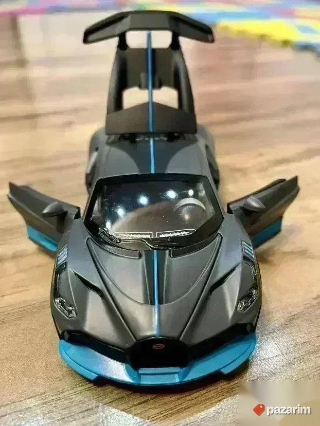 NOV Bugatti odnos 1:32 zvuk i svetlo, otvaranje haube i vrat 2