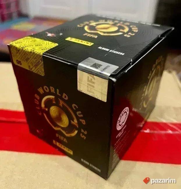 CLUB WORLD CUP 2025 puna kutija sa 50 kesica ORIGINAL PANINI 1