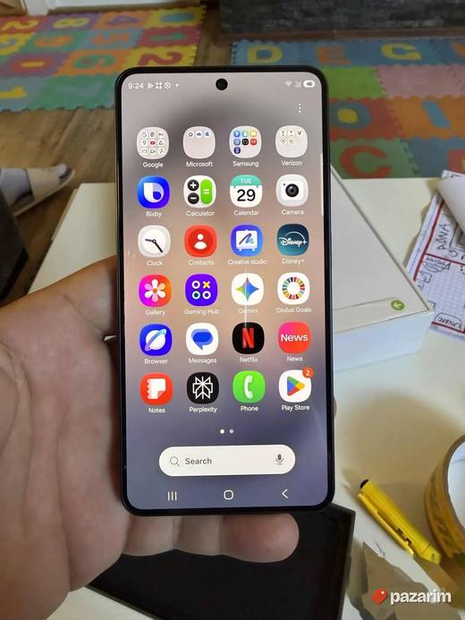 NOV U KUTIJI Samung galaxy S26,zakljucan na verizone mrezu