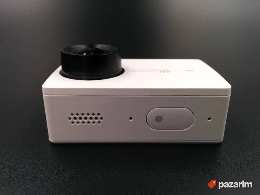 YI akciona kamera 4K + selfie stick + bluetooth 3