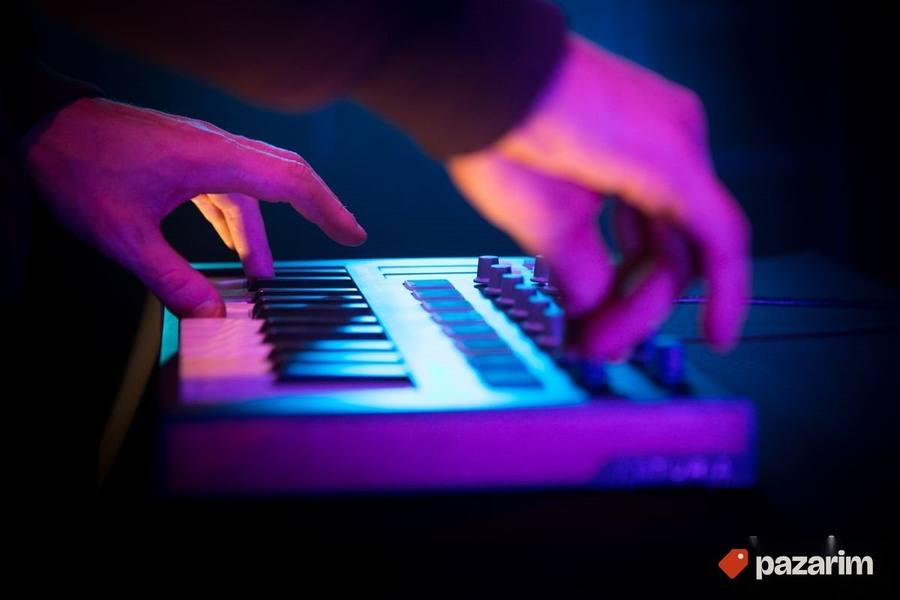 Arturia MiniLab MkII Black Edition 4