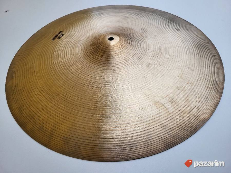 Zildjian Avedis 20" ride 2