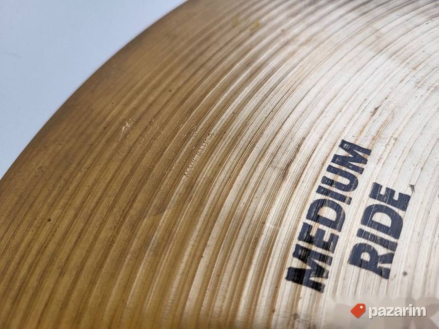 Zildjian Avedis 20" ride 3