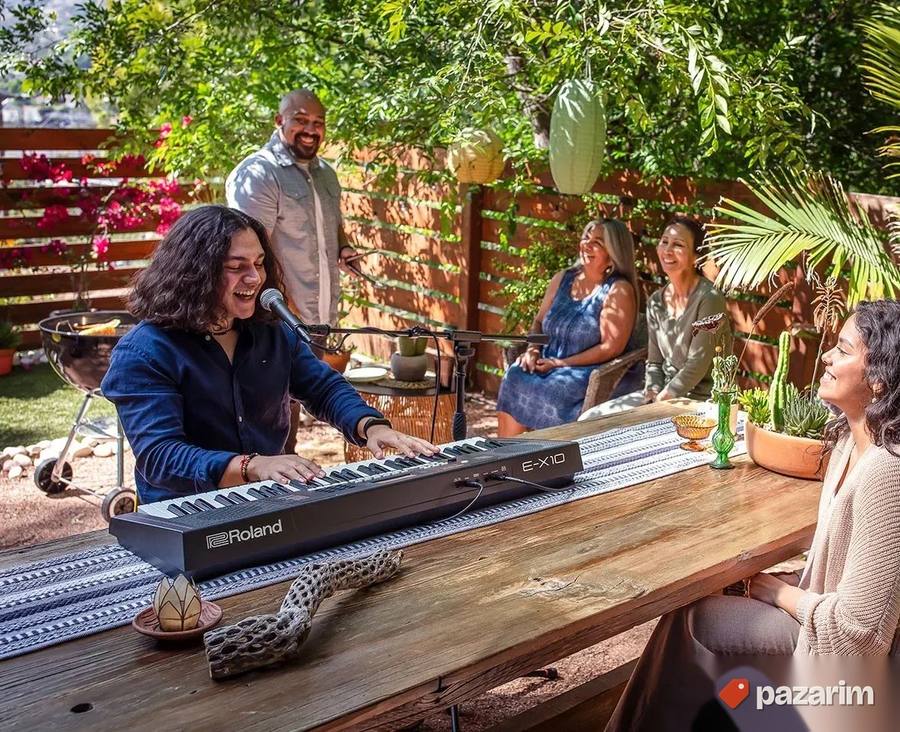 Roland E-X10 Portable Arranger Keyboard 5