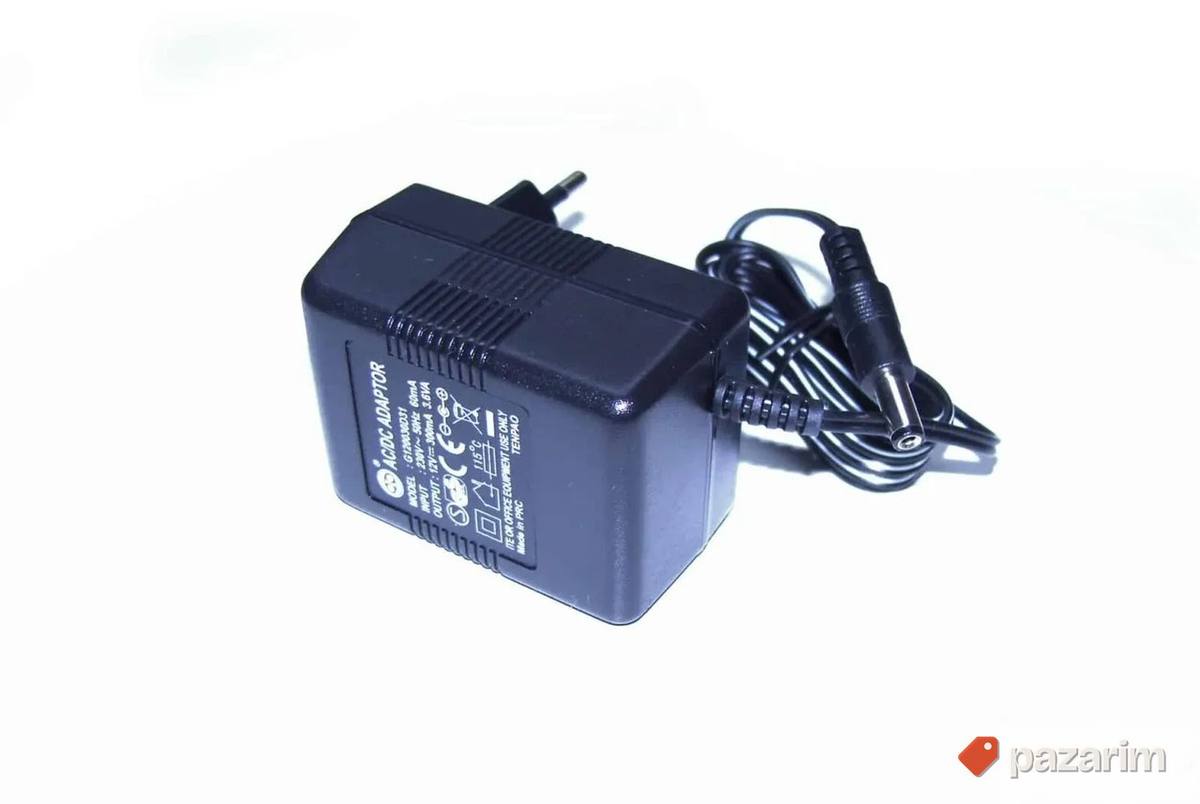 AKG strujni adapter 1