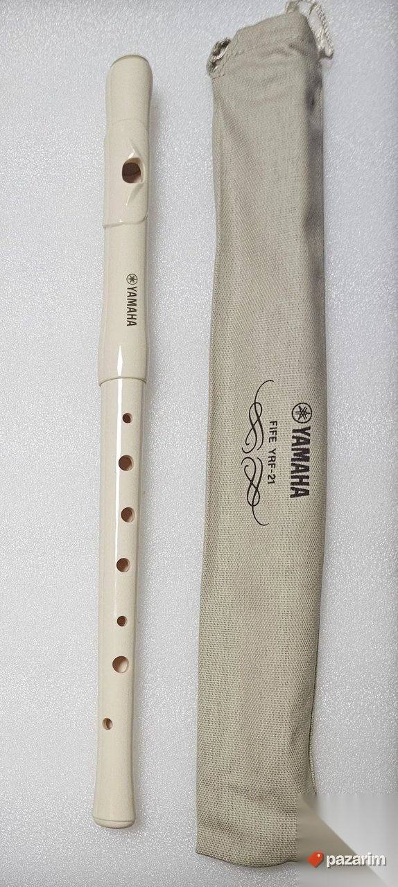 Yamaha YRF-21 flauta 1