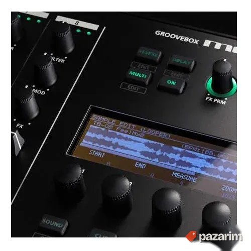 Roland MC-707 Music Workstation 2