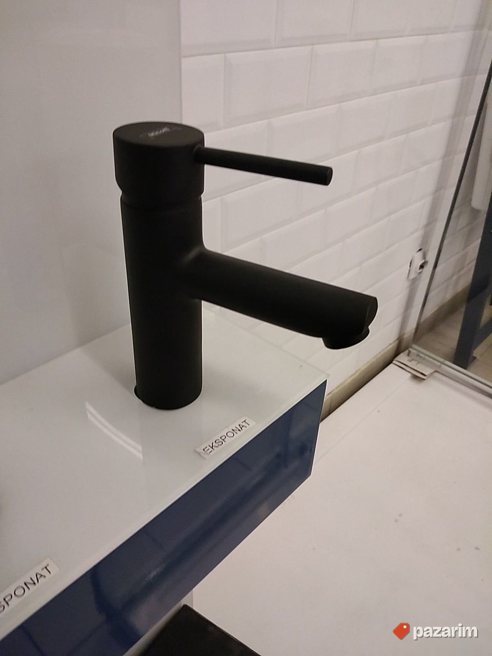 Baterija za lavabo crna 1