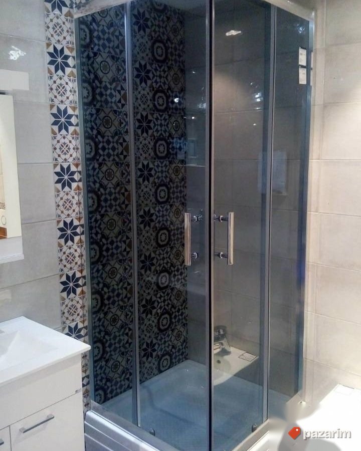 Tus kabina 80x80 kvadratna BLUE GLASS