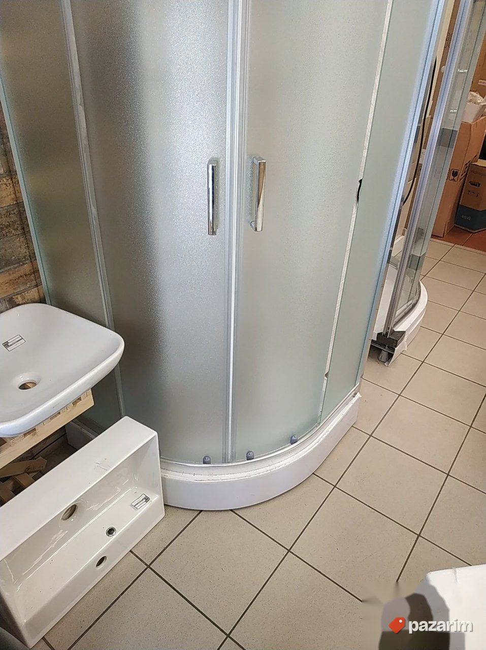 Tus kabina 80x80 polukruzna mat staklo 2