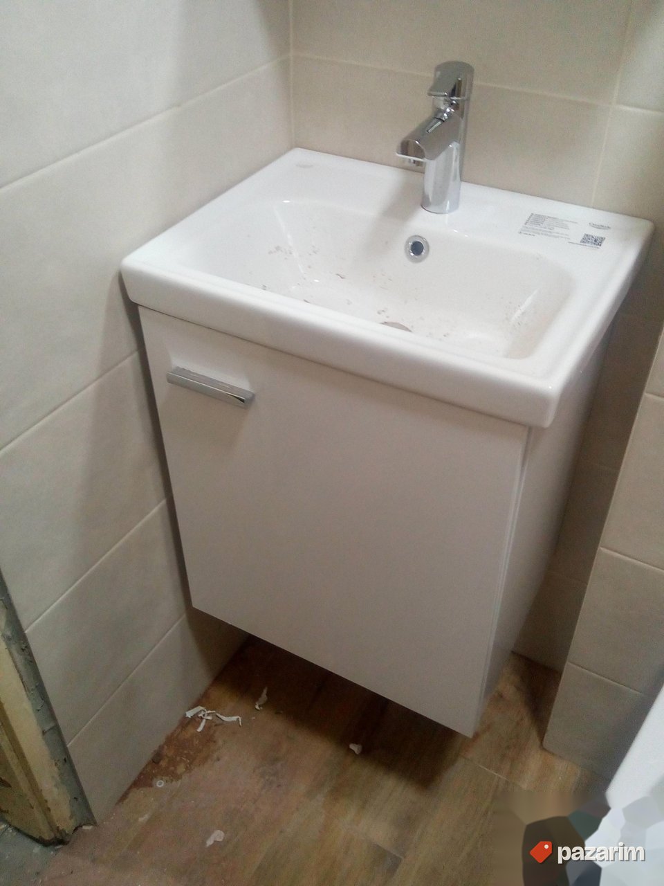 Lavabo sa ormaricem 50x38 konzolni